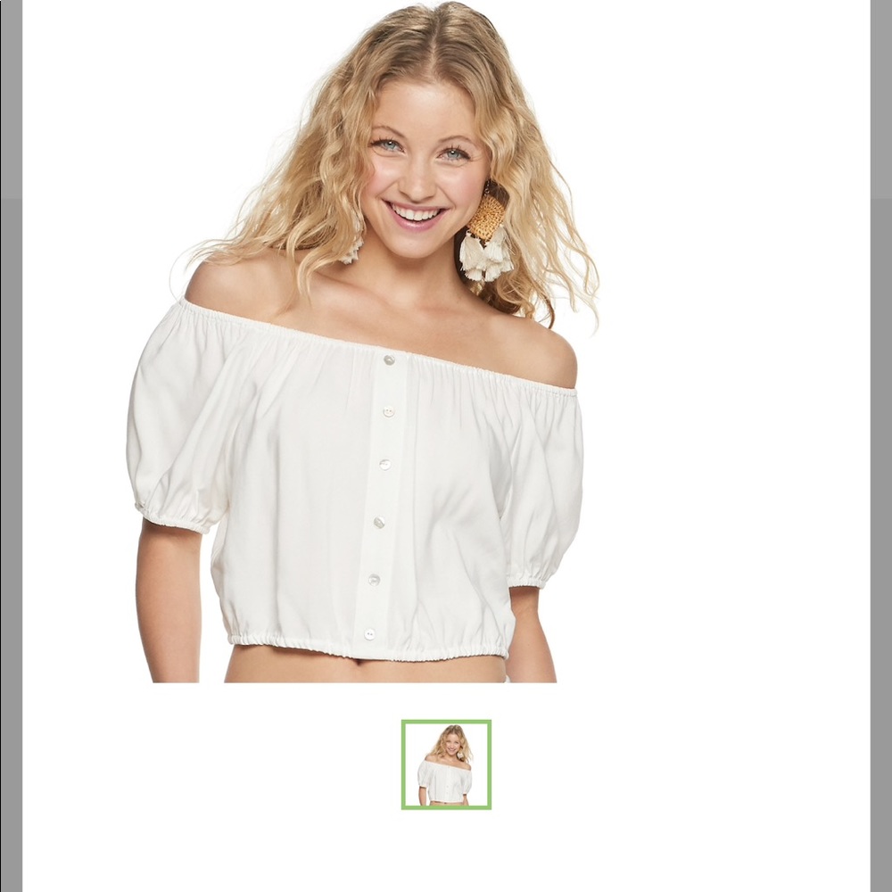 Juniors' Candie's Off-the-Shoulder Peasant Top